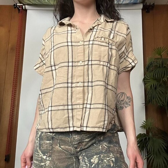 Levi’s plaid linen blend blend top - Picture 3 of 5